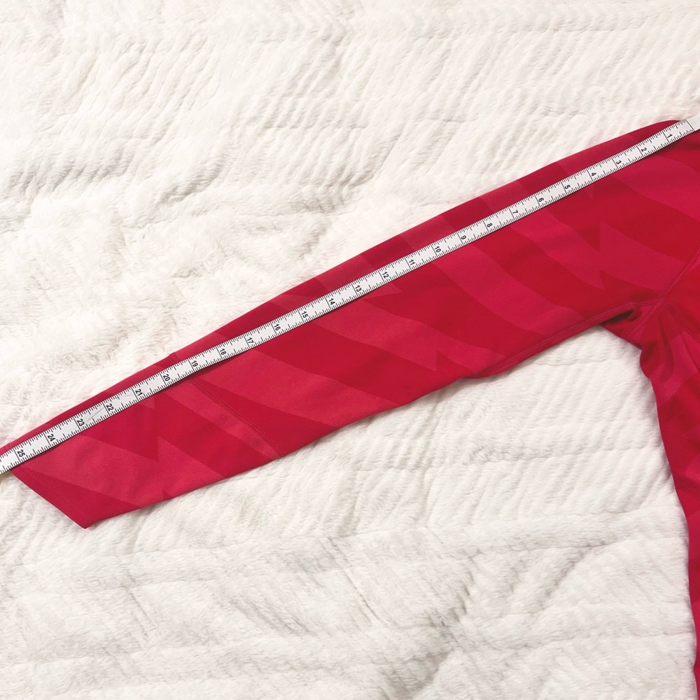 Nike Dri-FIT long sleeve quarter zip running jacket size small in hot pink - Picture 14 of 15